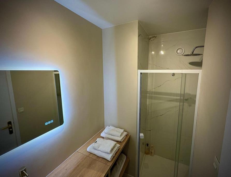 Montrose Luxury 5 Etoiles By Stephanie